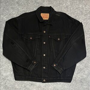 1990s Vintage Levi's Men's Black Denim Trucker Jacket
